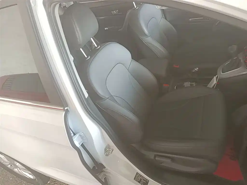 Haval M6 2019 1.5T DCT 2WD Elite Type China VI фото 25