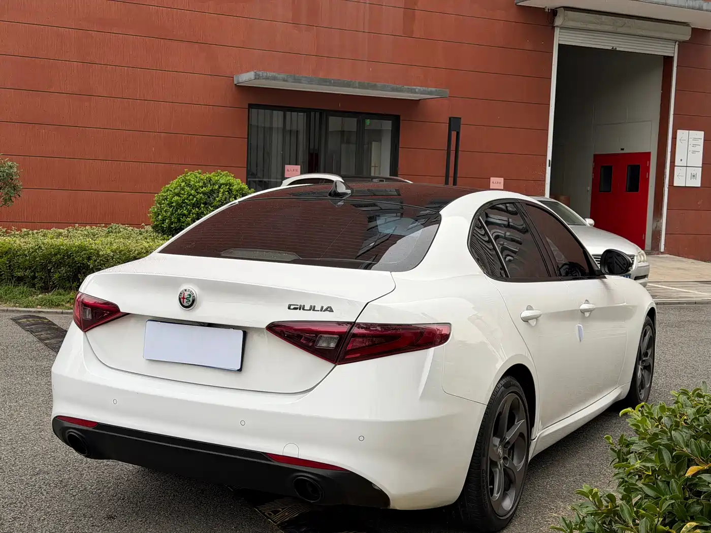 Alfa Romeo Giulia 2020 2.0T 280HP Dark Night Phantom Limited фото 20