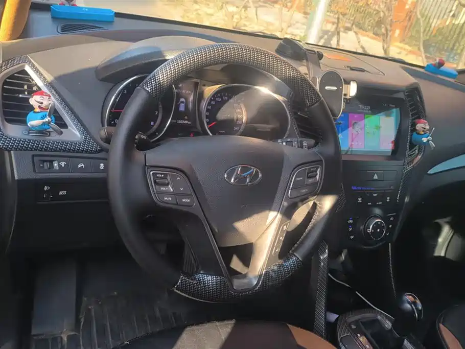 Hyundai Santa Fe 2013 Model 2.4L Automatic 4WD Comfort фото 15