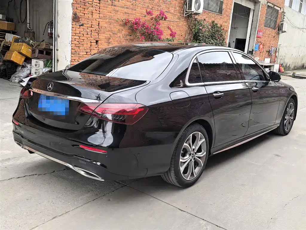 Mercedes-Benz E-Class 2021 E 300 L Sport Premium фото 7
