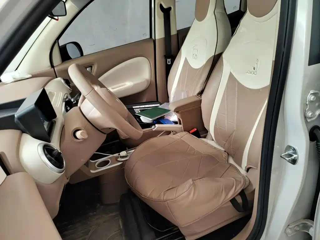 Фото 14 - Wuling Motors Hongguang MINIEV