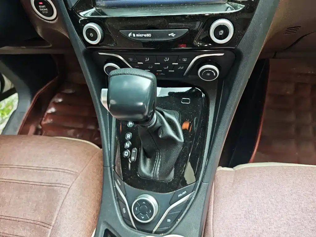 Haima V70 2016 2016 1.5T Auto Comfort·Smooth 6-Seater