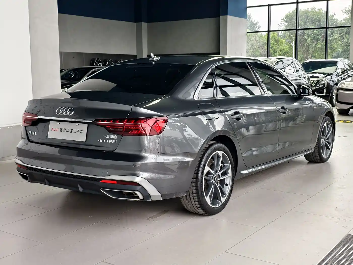 Audi A4L 2022 40 TFSI Fashion Dynamic фото 5