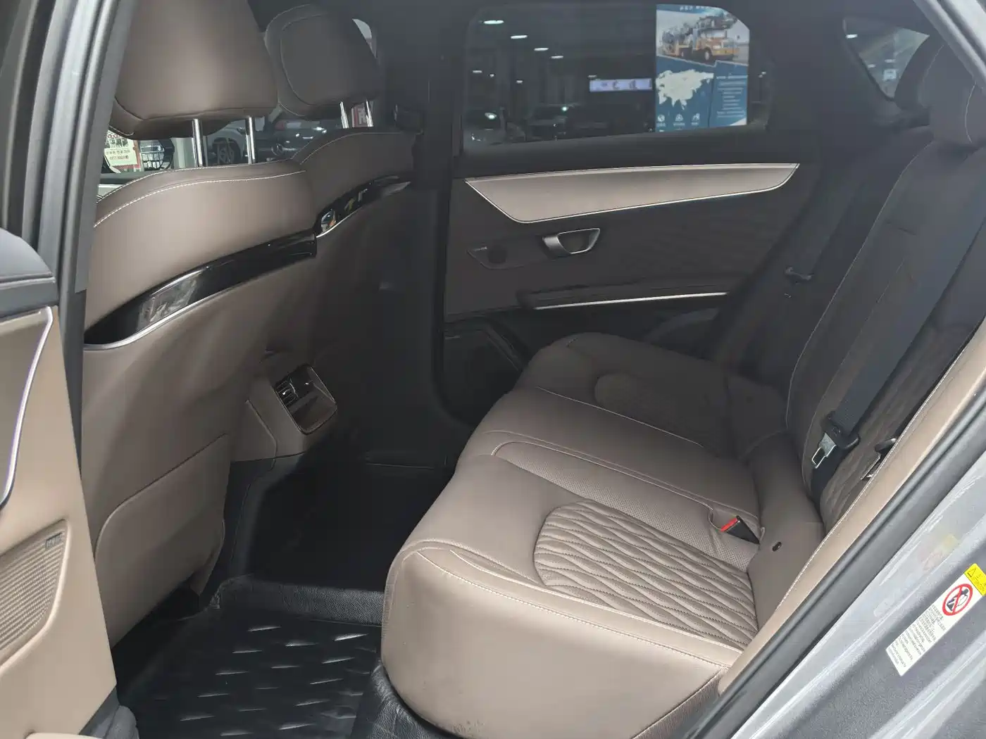 BYD Han 2023 DM-i Champion Edition 121KM Honor фото 9