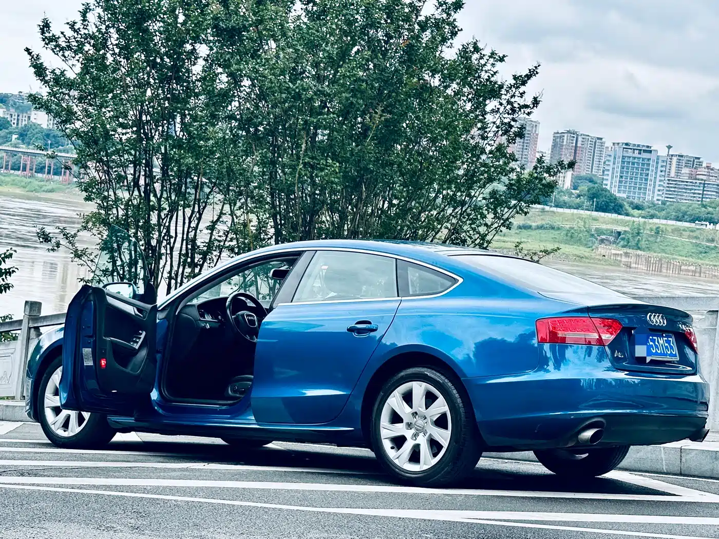 Audi A5 (Import) 2011 2010 2.0TFSI Sportback Technology