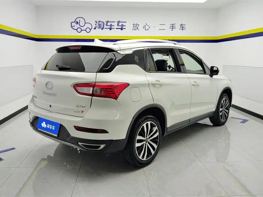GAC TRUMPCHI GS4