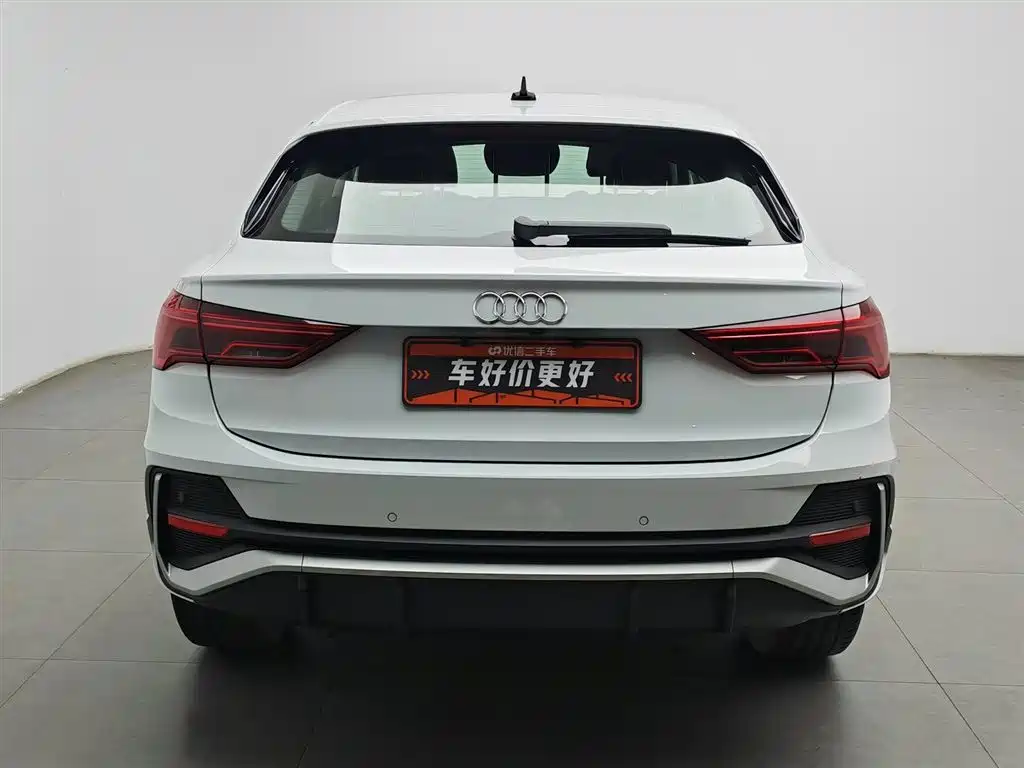 Audi Q3 Sportback 2020 40 TFSI Fashion фото 4