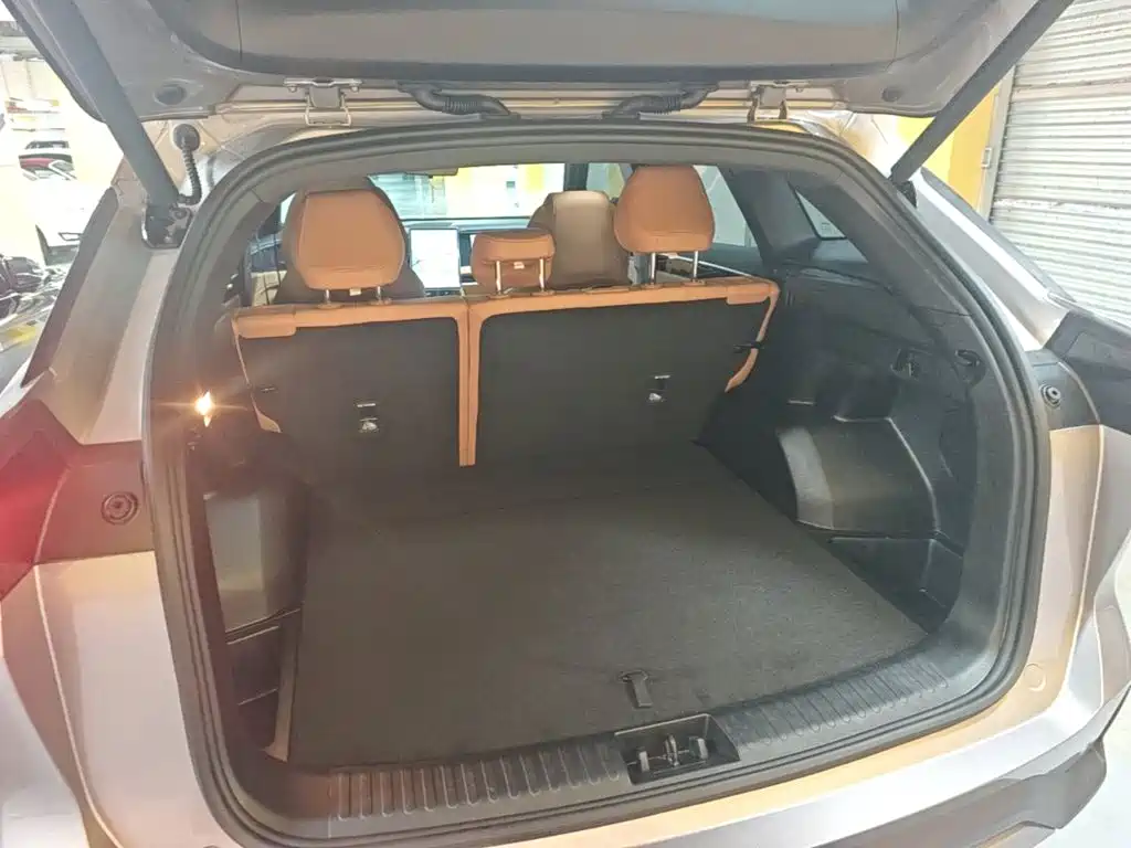 Geely Galaxy Galaxy L7 2025 2025 EM-i 115km Explorer Edition