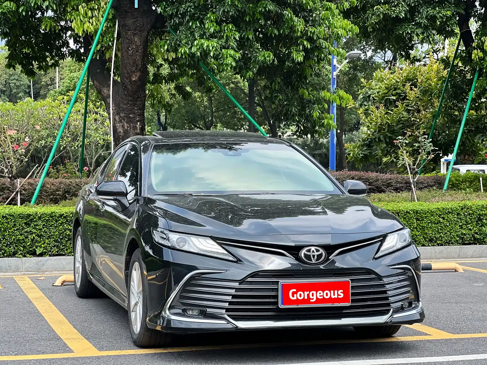 Фото 3 - Toyota Camry