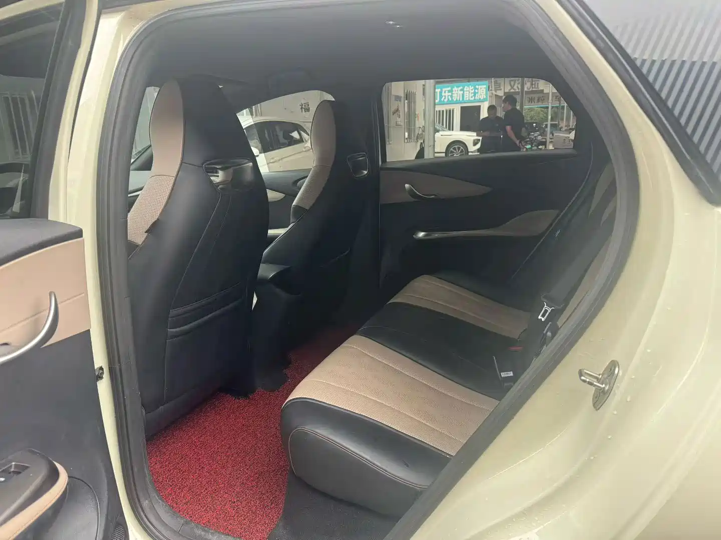 Фото 5 - BYD Dolphin