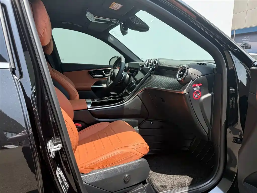 Mercedes-Benz GLC 2025 Facelift GLC 260 L 4MATIC Luxury фото 10