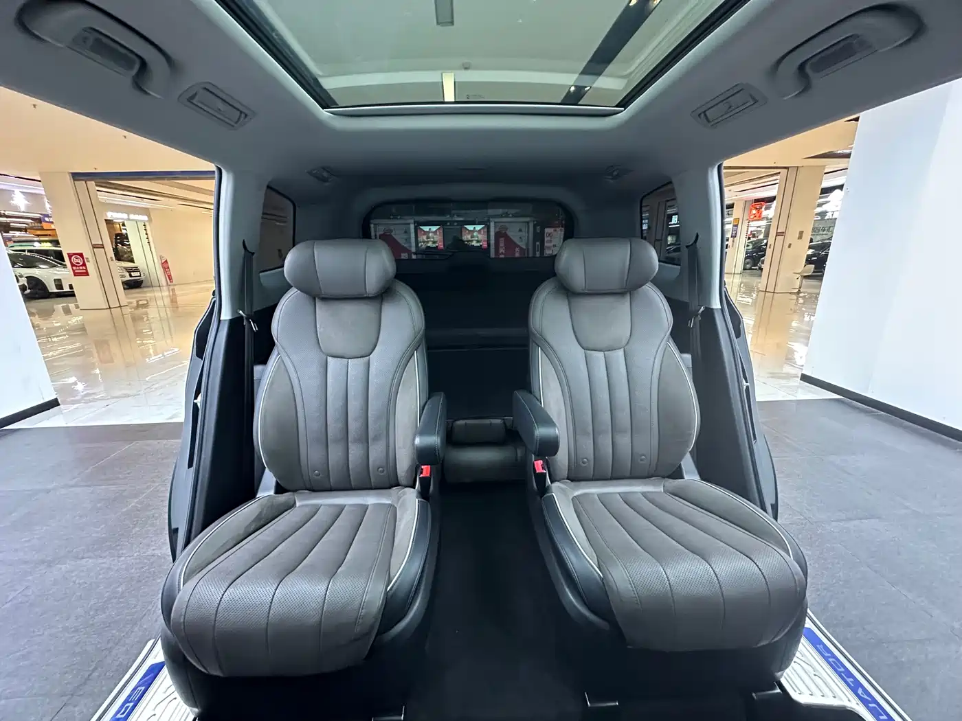 Ford Territory 2023 2023 EcoBoost 225 Premium 7-Seater (2/2/3)