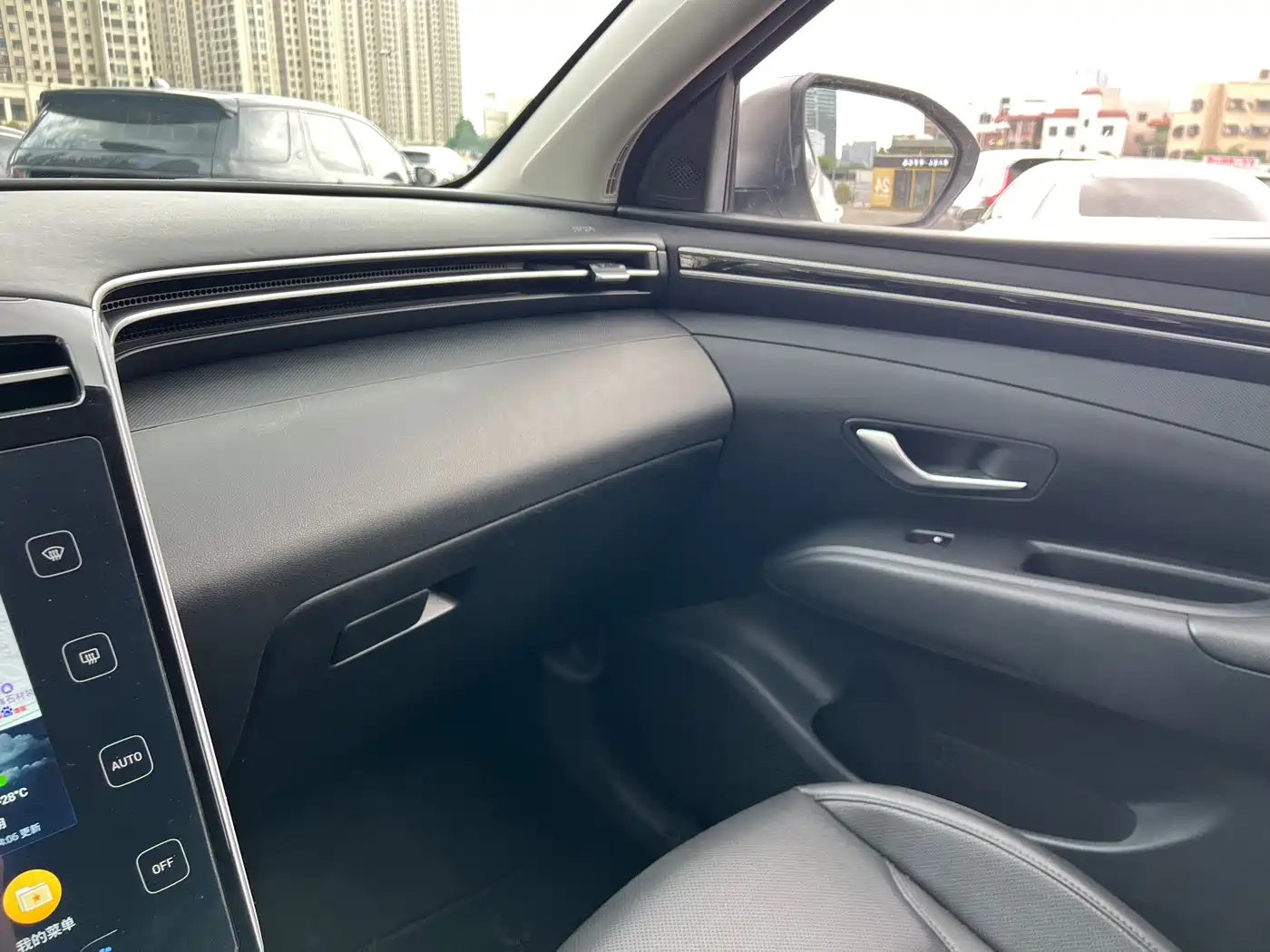 Hyundai Tucson 2023 Tucson L 1.5T Automatic 2WD DLX Luxury Edition фото 14