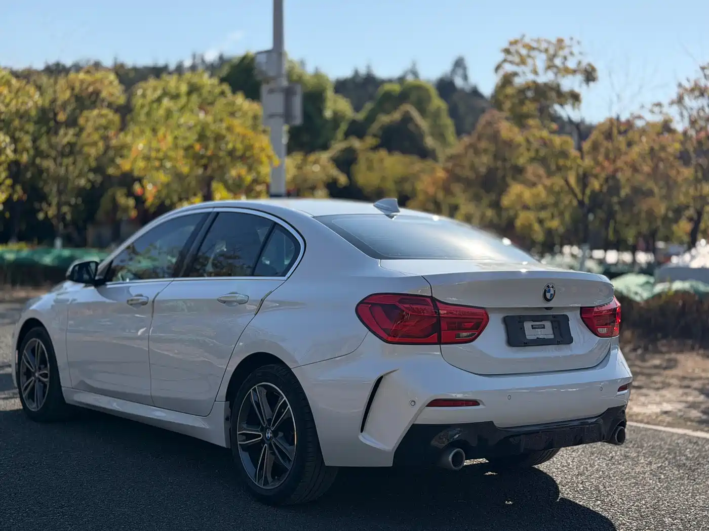 BMW 1 Series 2021 120i M Sport фото 10