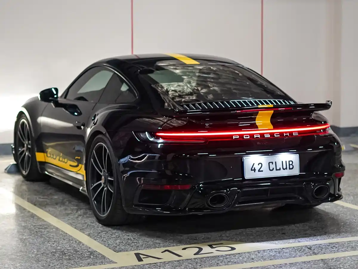 Фото 7 - Porsche 911