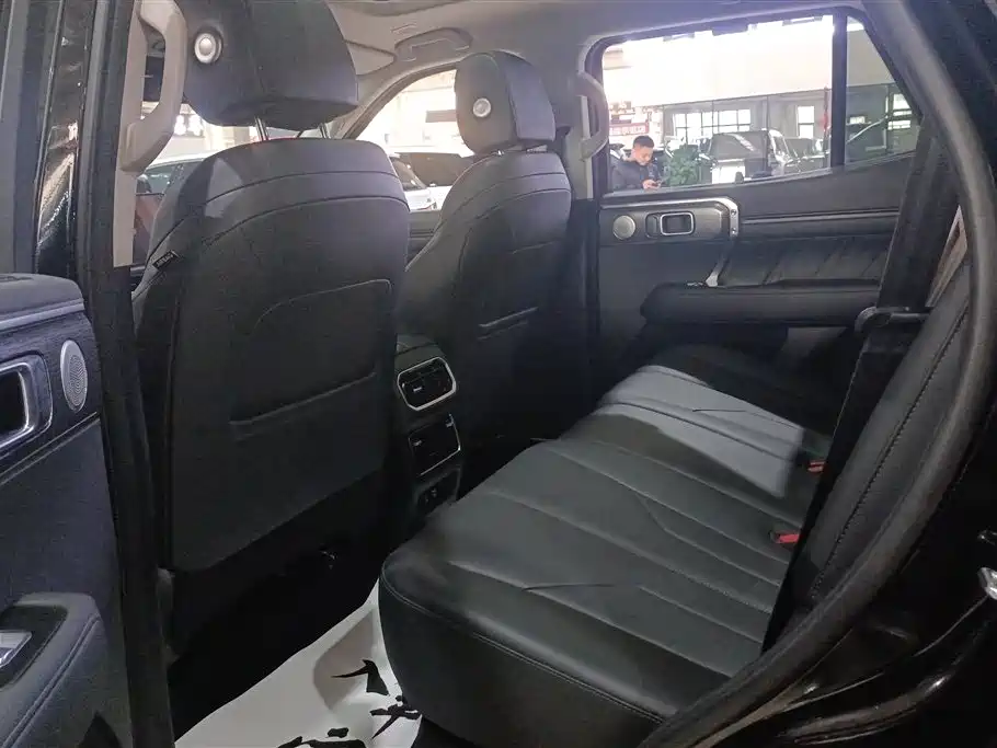 TANK TANK 400 NEW ENERGY