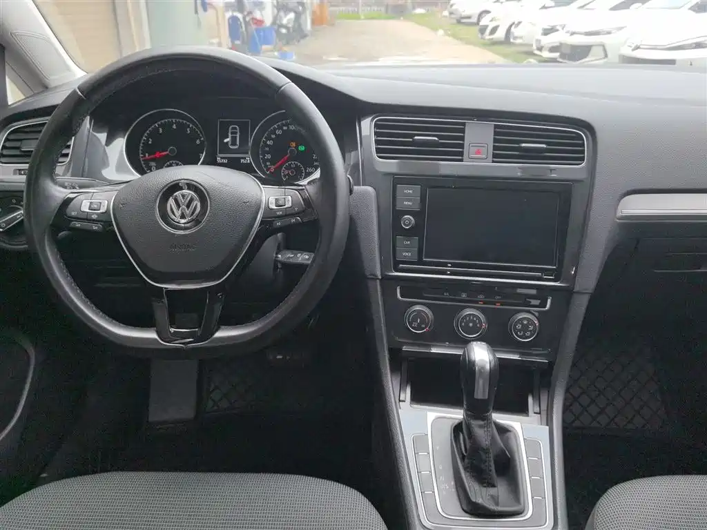 Volkswagen Golf 2019 280TSI DSG Comfort (China V) фото 6