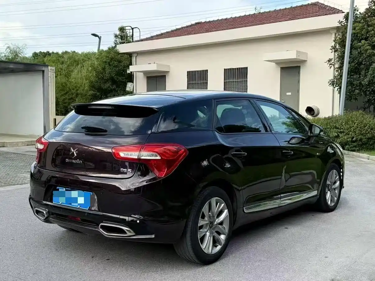 DS 5 2014 2013 1.6T Luxury THP200