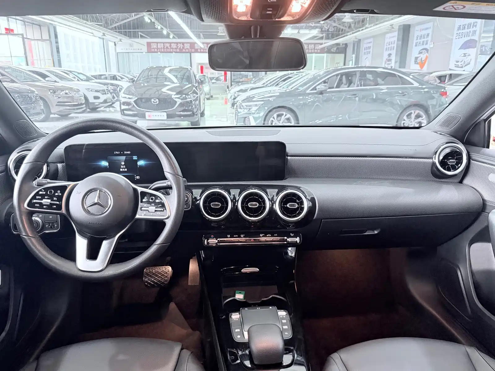 Фото 10 - Mercedes-Benz A-Class