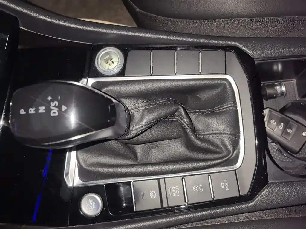 Volkswagen Sagitar 2021 280TSI DSG Comfort Smart Connect Edition фото 6