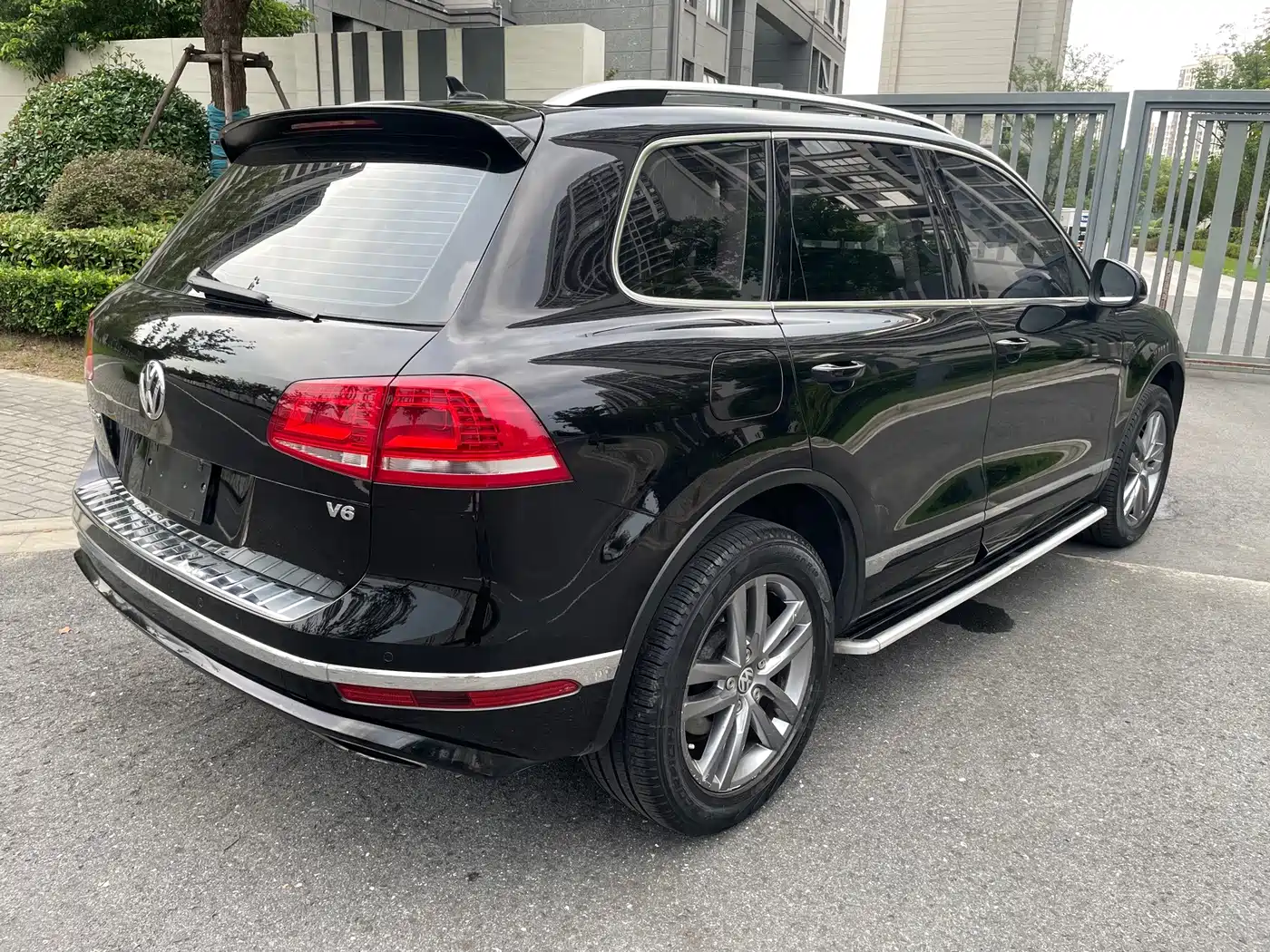 صورة 4 - Volkswagen Touareg