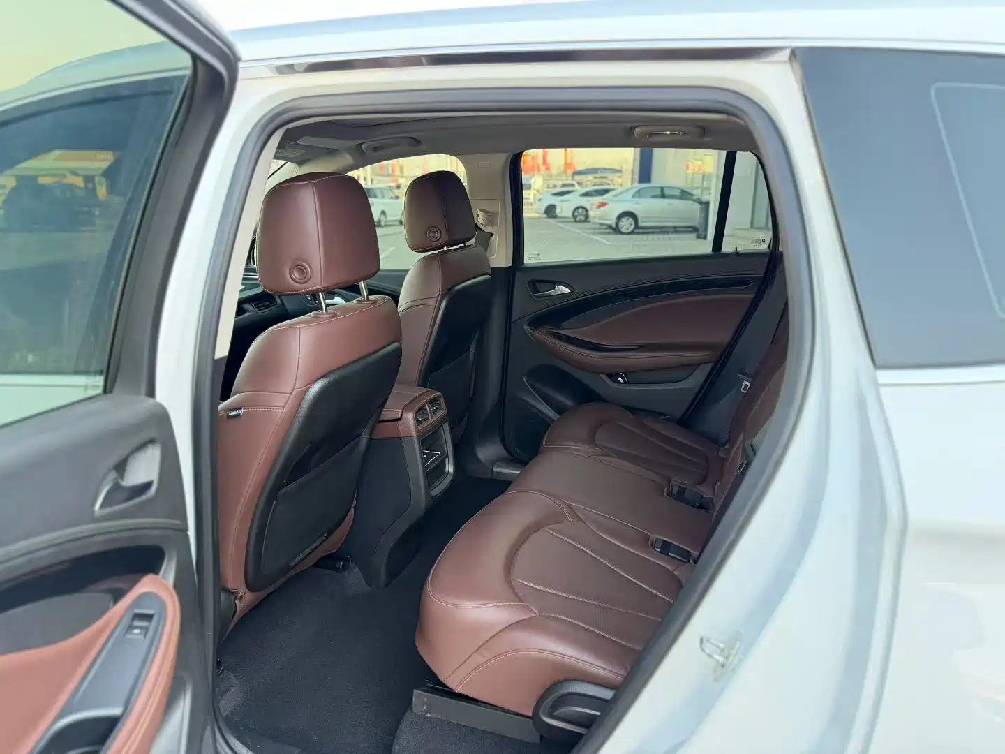 Фото 5 - Buick Envision Plus