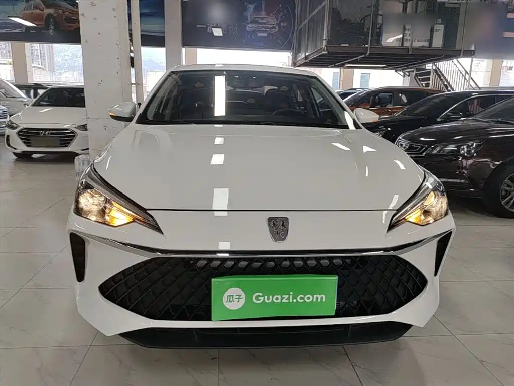 Roewe i5 2025 2023 1.5L CVT Luxury Edition