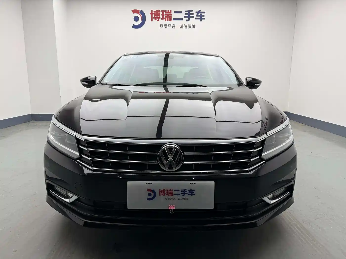 Volkswagen Passat 2017 330TSI DSG Prestige фото 2