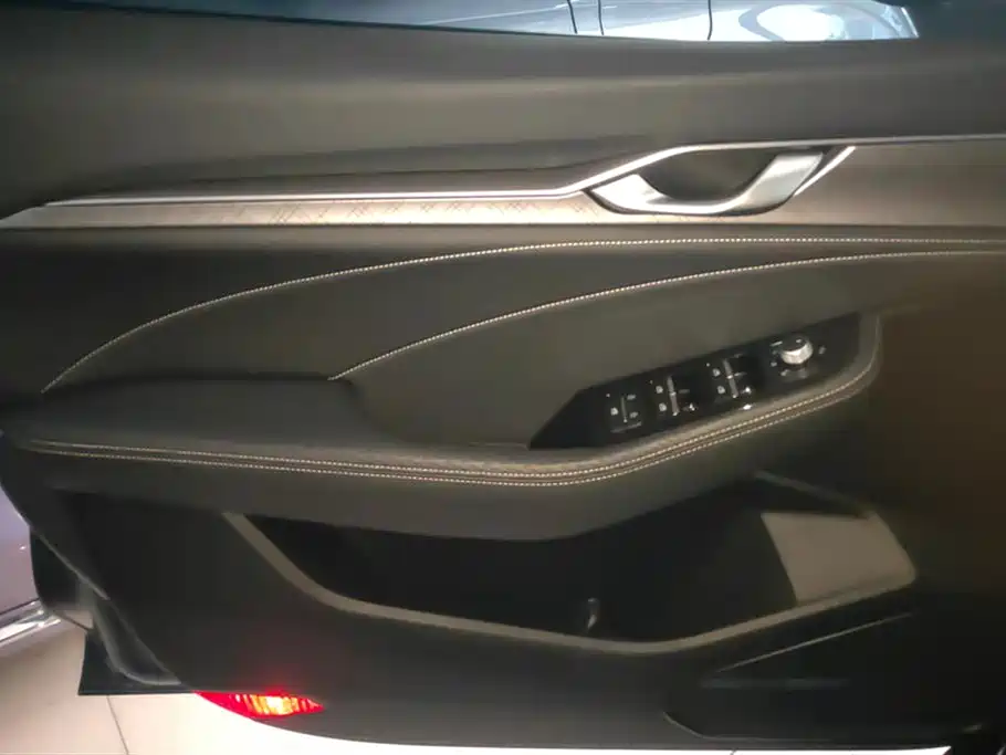 GEELY AUTOMOBILE XINGRUI