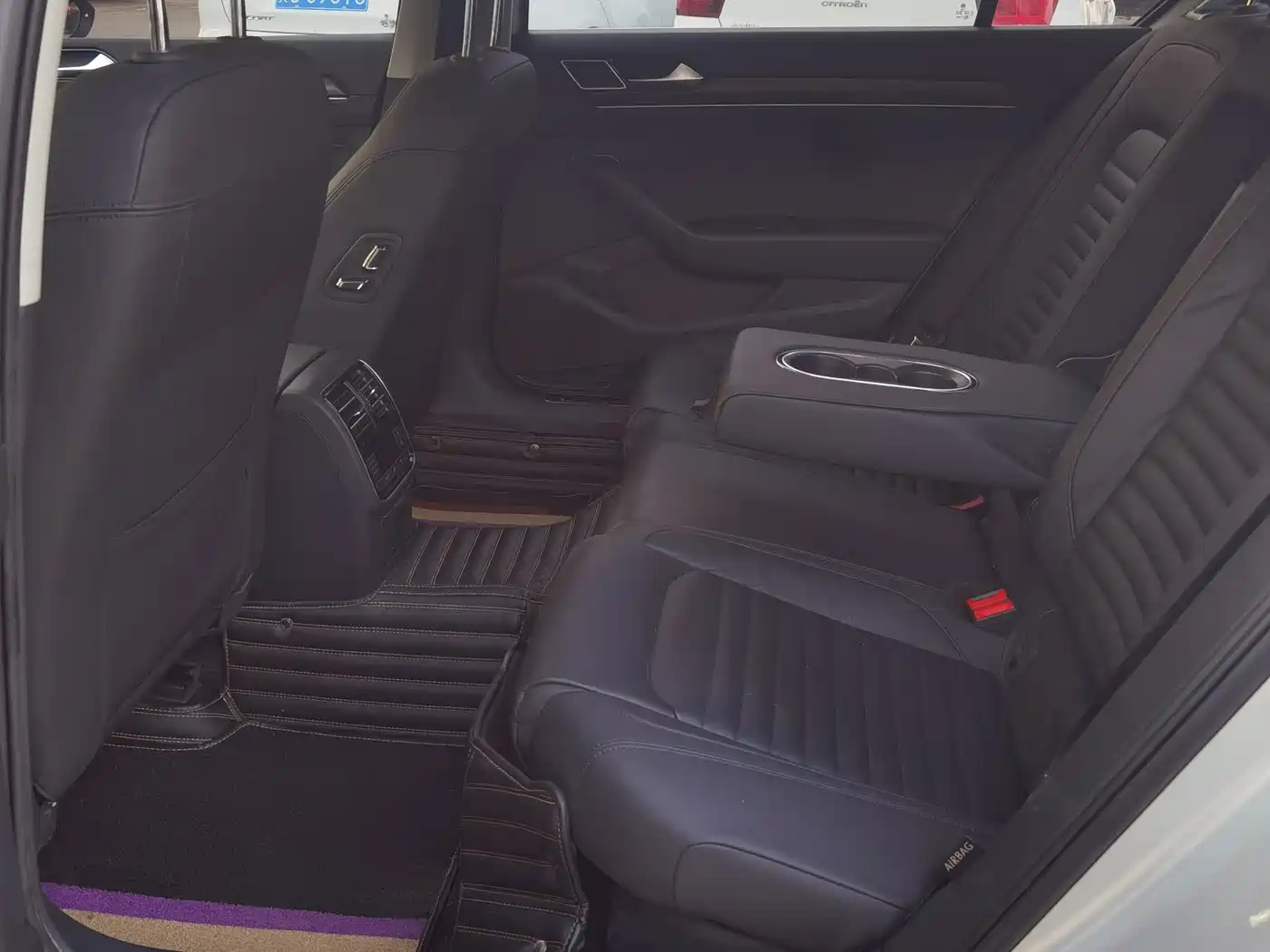 Volkswagen Magotan 2019 330TSI DSG Luxury Class China VI фото 5