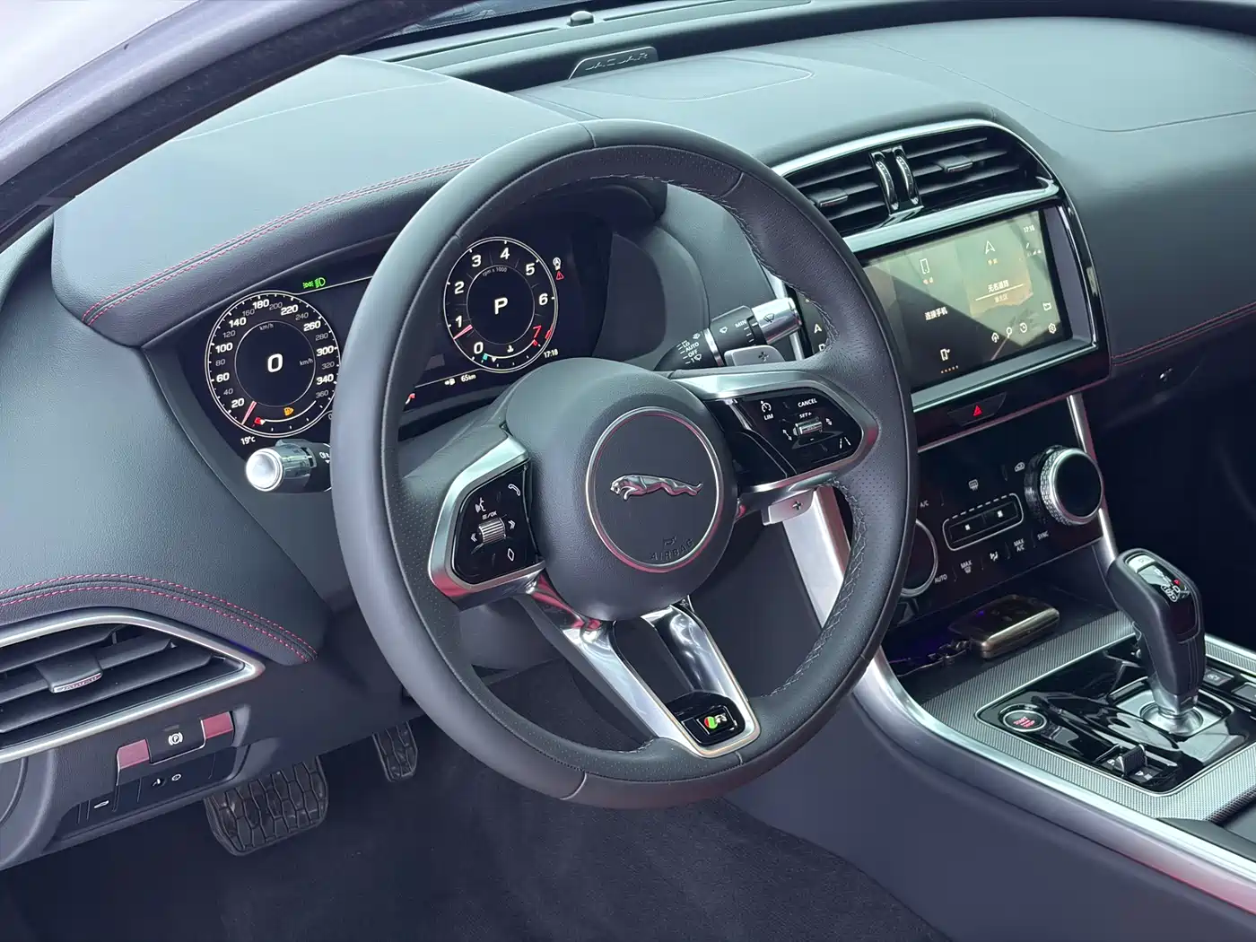 Jaguar XEL 2021 2.0T 250PS R-DYNAMIC S Progressive Sport Edition фото 7