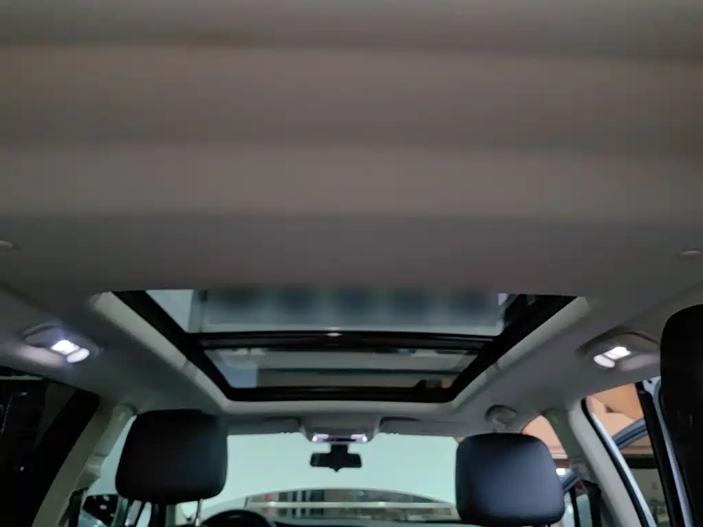 Cadillac XT5 2018 28T 4WD Luxury фото 18