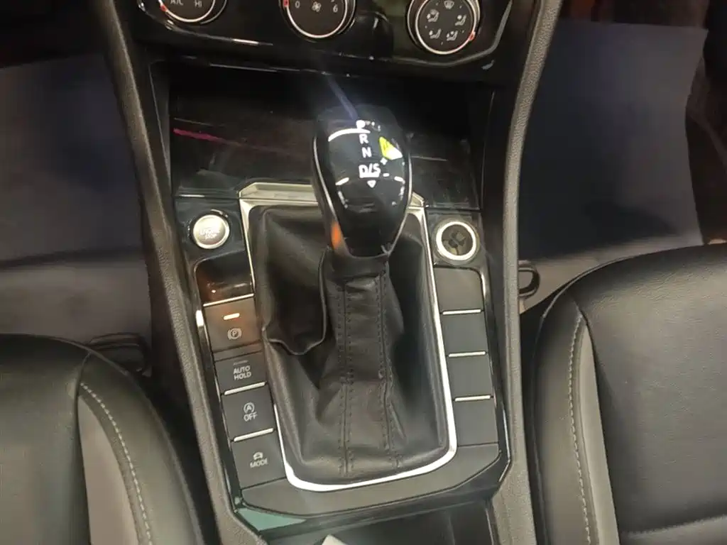 Volkswagen Sagitar 2019 280TSI DSG Comfort Edition China VI фото 14
