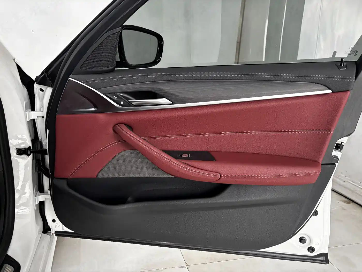 BMW 5 Series New Energy 2022 Facelift 535Le M Sport Package фото 23