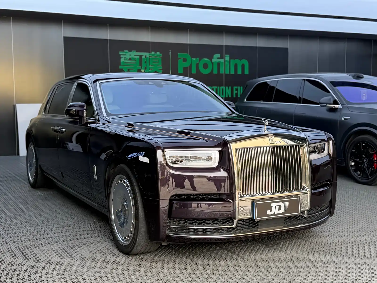 Фото 6 - Rolls-Royce Phantom