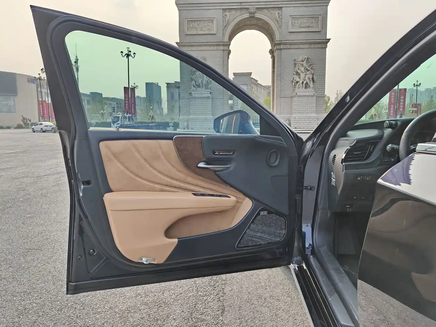 Lexus LS 2021 2020 500h Excellence (China VI)
