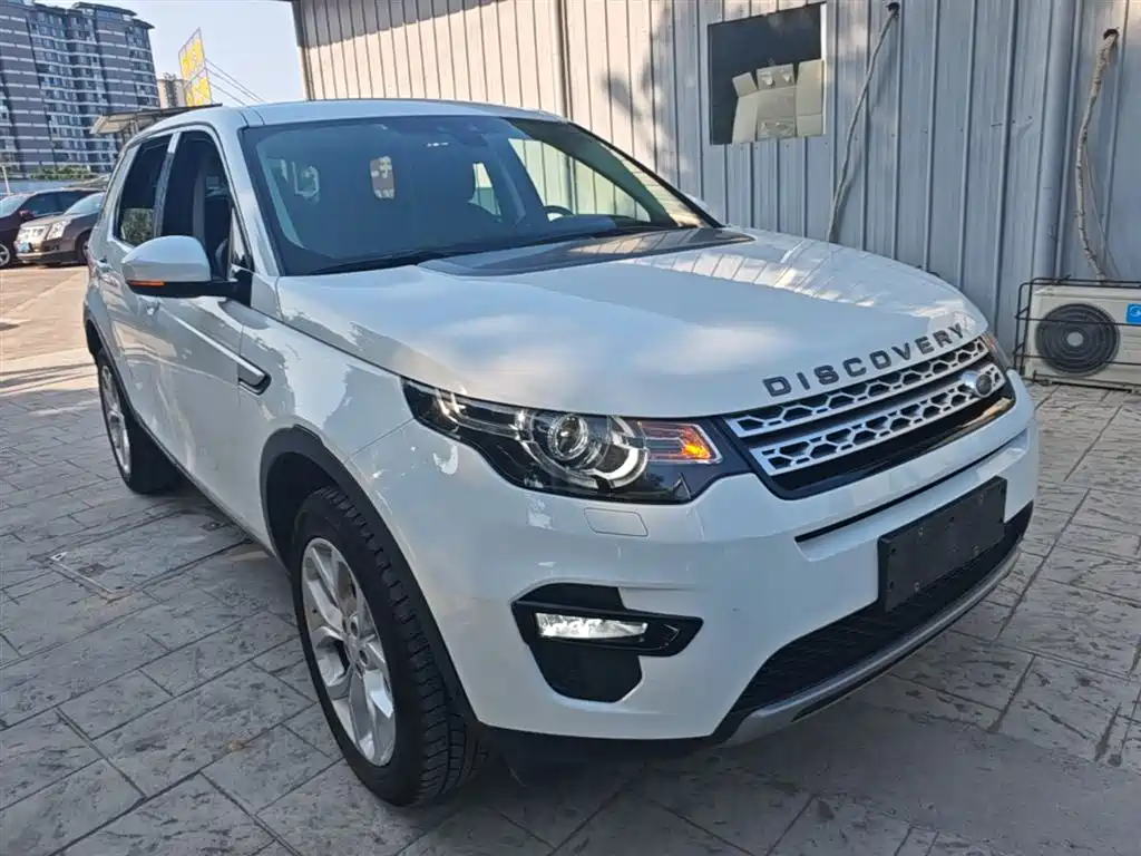 Land Rover Discovery Sport 2018 240PS HSE Edition фото 4