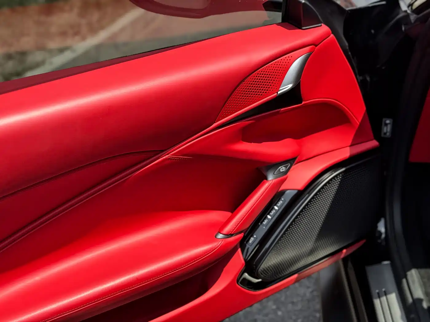 Ferrari Roma 2021 2020 3.9T V8