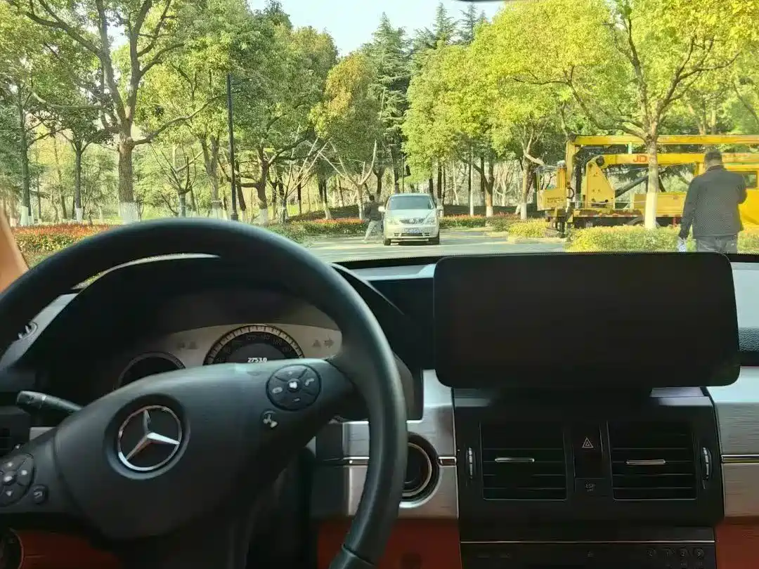 Mercedes-Benz GLK-Class (Import) 2011 GLK 300 4MATIC Fashion фото 8