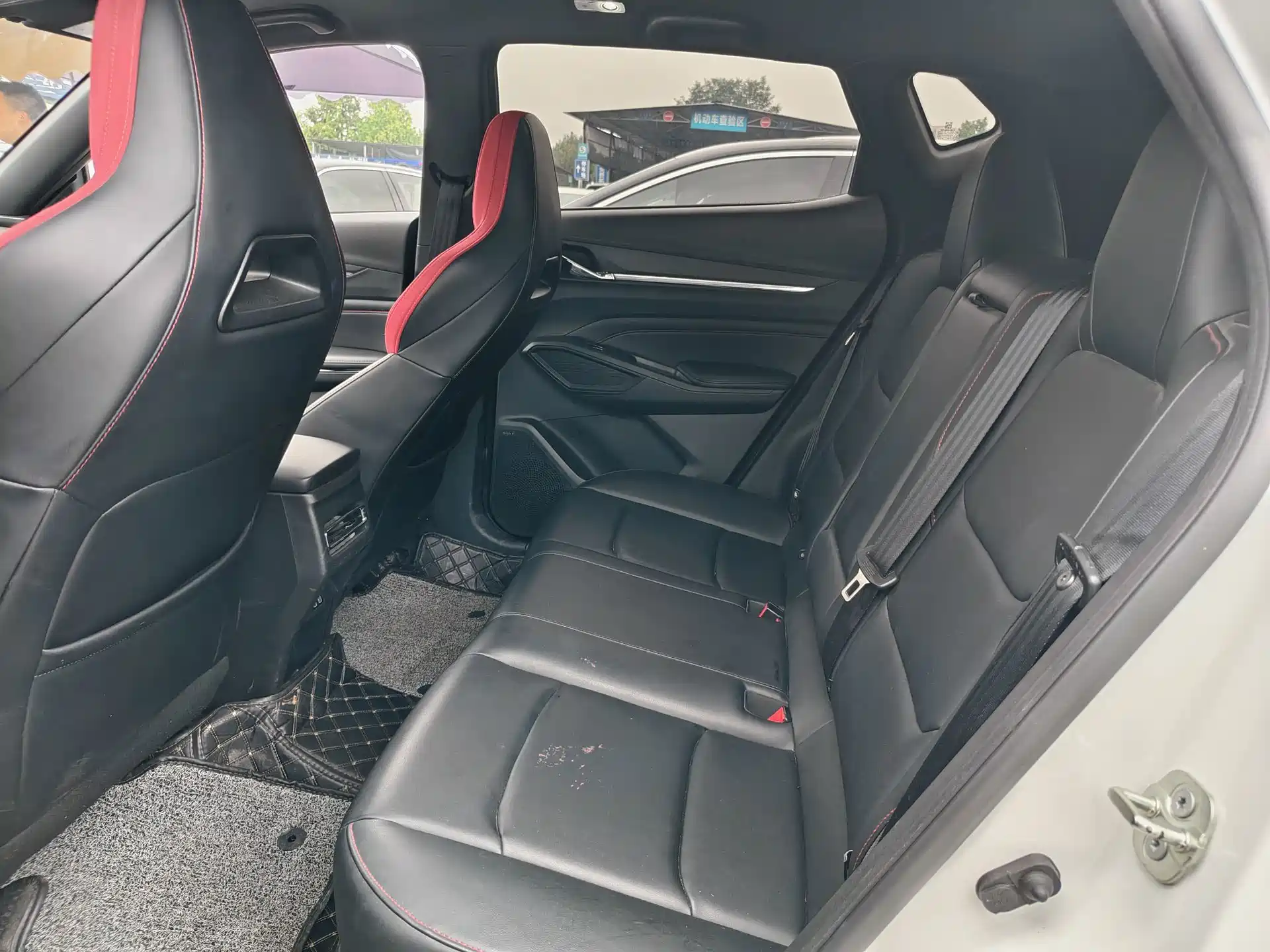 Фото 11 - Changan X5 PLUS