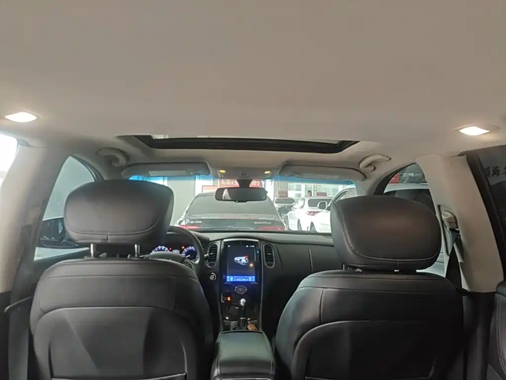 Infiniti QX50 2017 2015 2.5L Comfort Edition