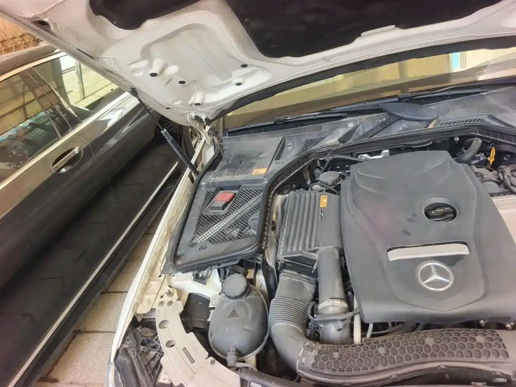 Mercedes-Benz C-Class 2015 Facelift C 200 L фото 23