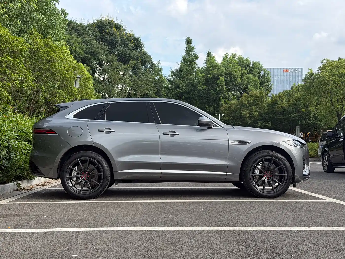 Jaguar F-PACE 2022 2022 Model P340 R-Dynamic SE