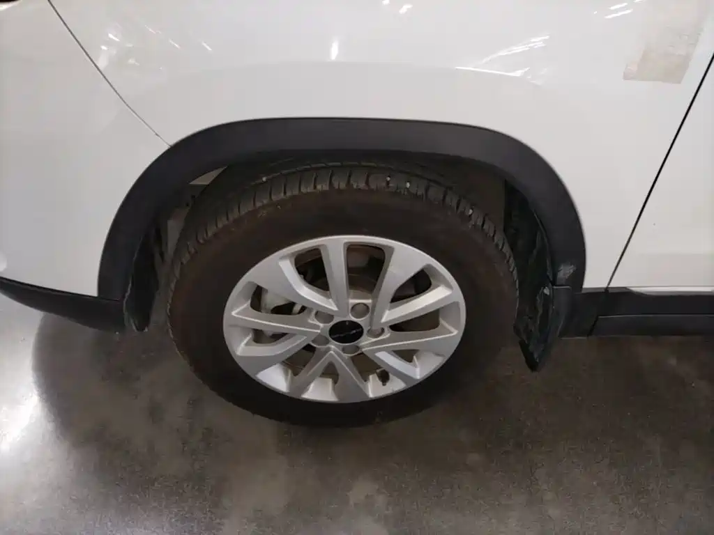 BAIC Beijing X3 2020 2019 1.5T Manual Glory Edition