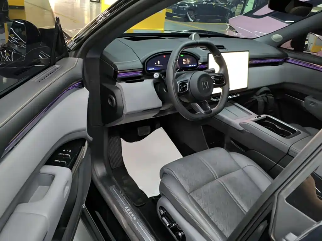 ZEEKR 7X 2025 2025 Model 75kWh RWD Smart Driving Edition