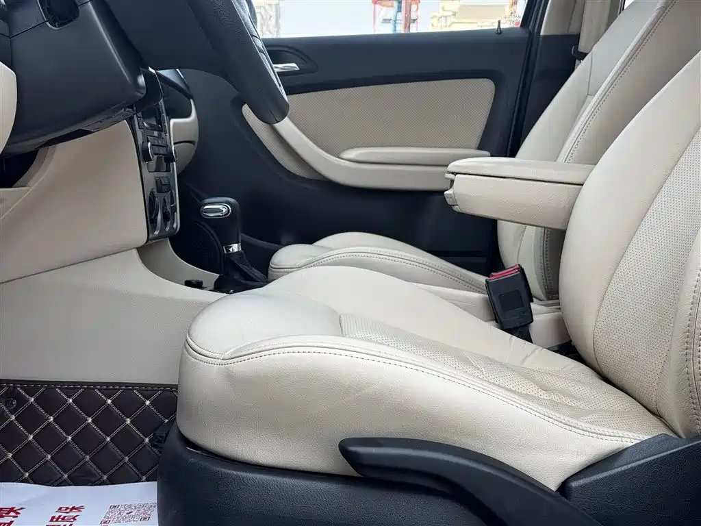 Volkswagen Lavida 2012 2011 1.6L Automatic Pinya Edition