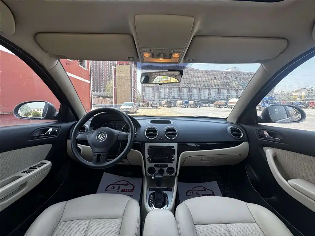 Volkswagen Lavida 2012 2011 1.6L Automatic Pinya Edition