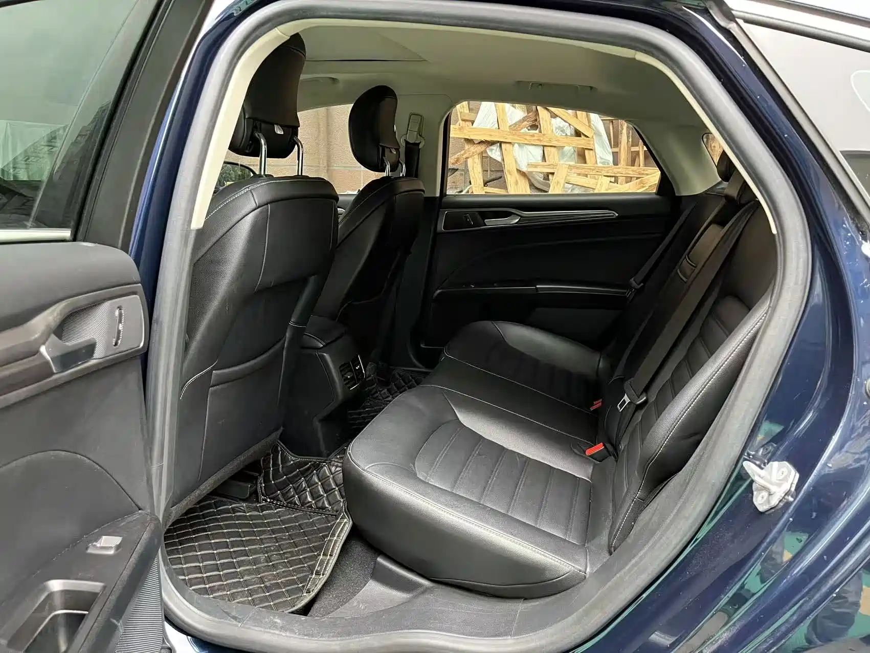 Фото 9 - Ford Mondeo