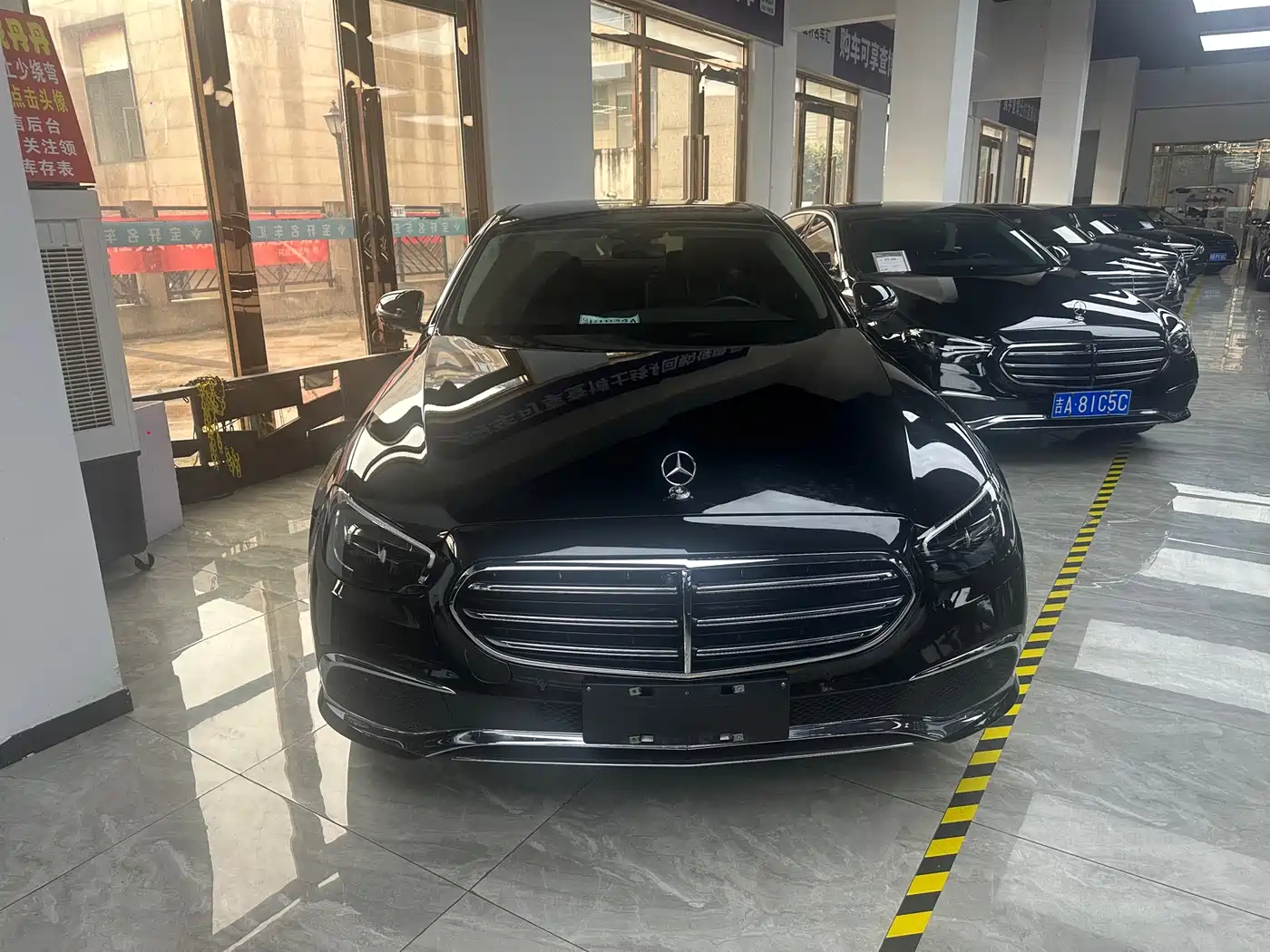 MERCEDES-BENZ E CLASS