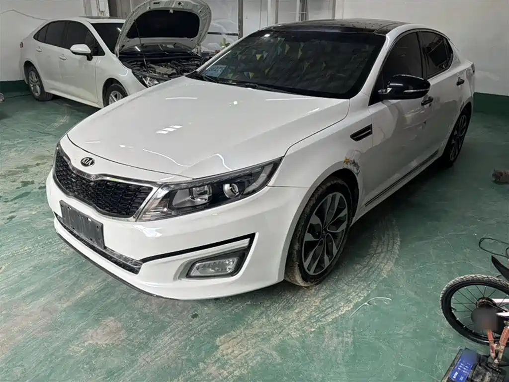 Kia K5 2014 2.0L Automatic LUXURY фото 3
